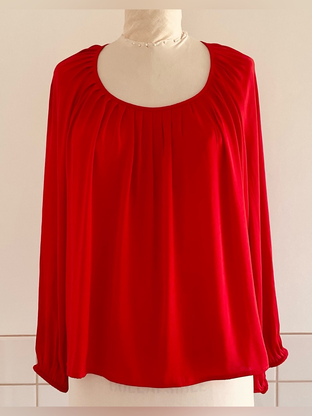 a new day Red Scoop Neck Long Sleeve Blouse Sz M. NWOT
